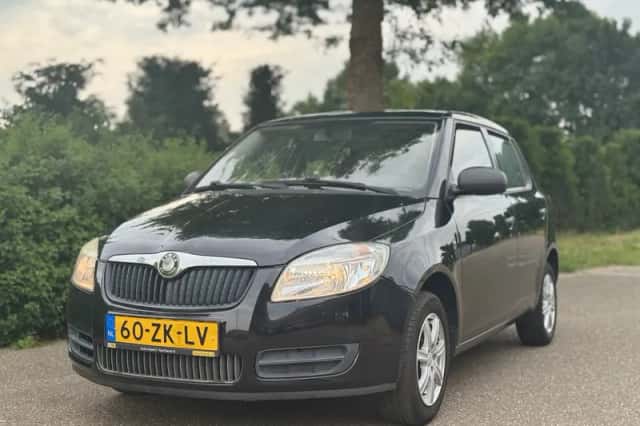 Škoda Fabia (2008) thumbnail 2