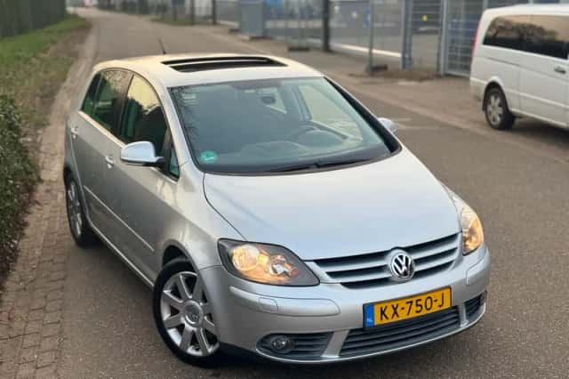 Volkswagen Golf Plus (2008) thumbnail 2