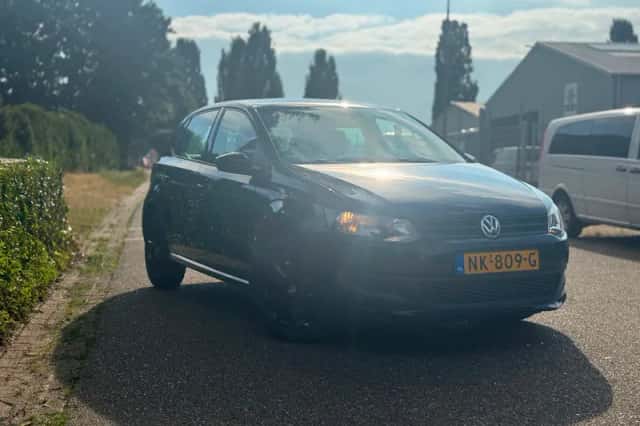 Volkswagen Polo (2012) thumbnail 1