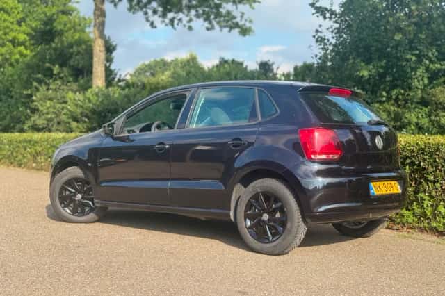 Volkswagen Polo (2012) thumbnail 3