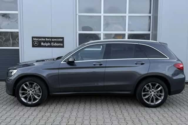 Mercedes-Benz GLC-Klasse (2015) thumbnail 2