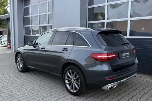 Mercedes-Benz GLC-Klasse (2015) thumbnail 3