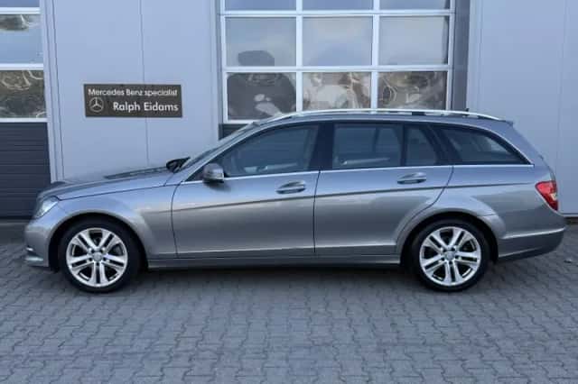 Mercedes-Benz C-Klasse (2012) thumbnail 2