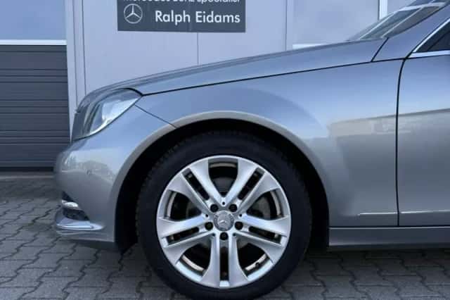 Mercedes-Benz C-Klasse (2012) thumbnail 4