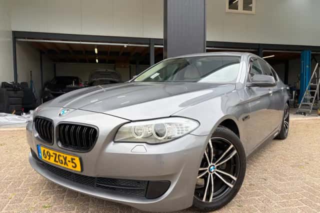 BMW 5-Serie (2012) thumbnail 1