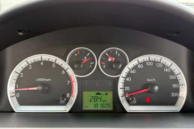 Chevrolet Aveo (2009) thumbnail 5