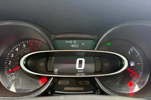 Renault Clio (2017) thumbnail 5