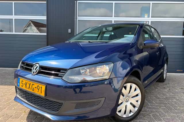 Volkswagen Polo (2013) thumbnail 1
