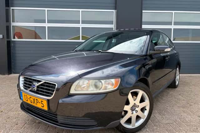 Volvo S40 (2008) thumbnail 1