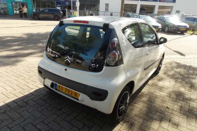 Citroën C1 (2011) thumbnail 2