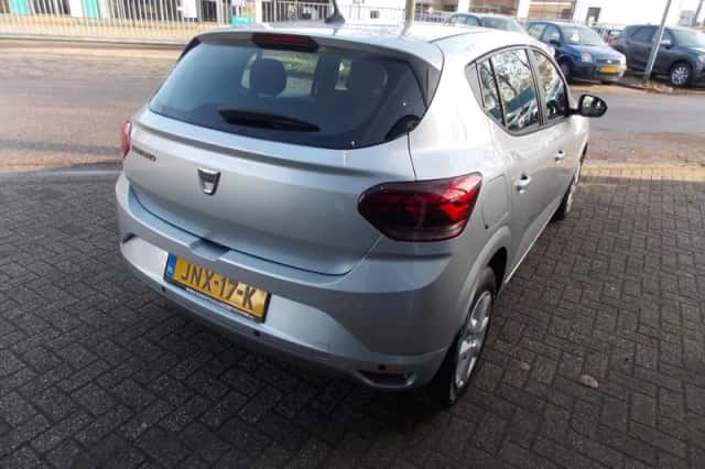 Dacia Sandero (2021) thumbnail 5