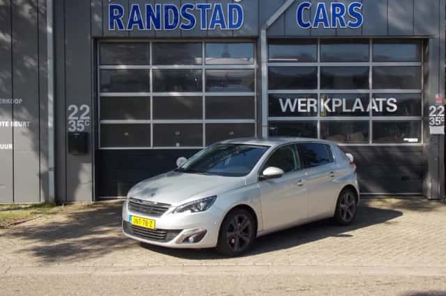 Peugeot 308 (2016) thumbnail 1