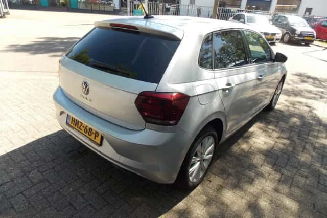 Volkswagen Polo (2021) thumbnail 3