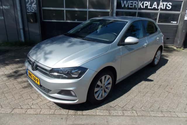 Volkswagen Polo (2021) thumbnail 4