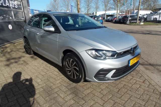 Volkswagen Polo (2024) thumbnail 4