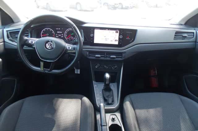 Volkswagen Polo (2019) thumbnail 2