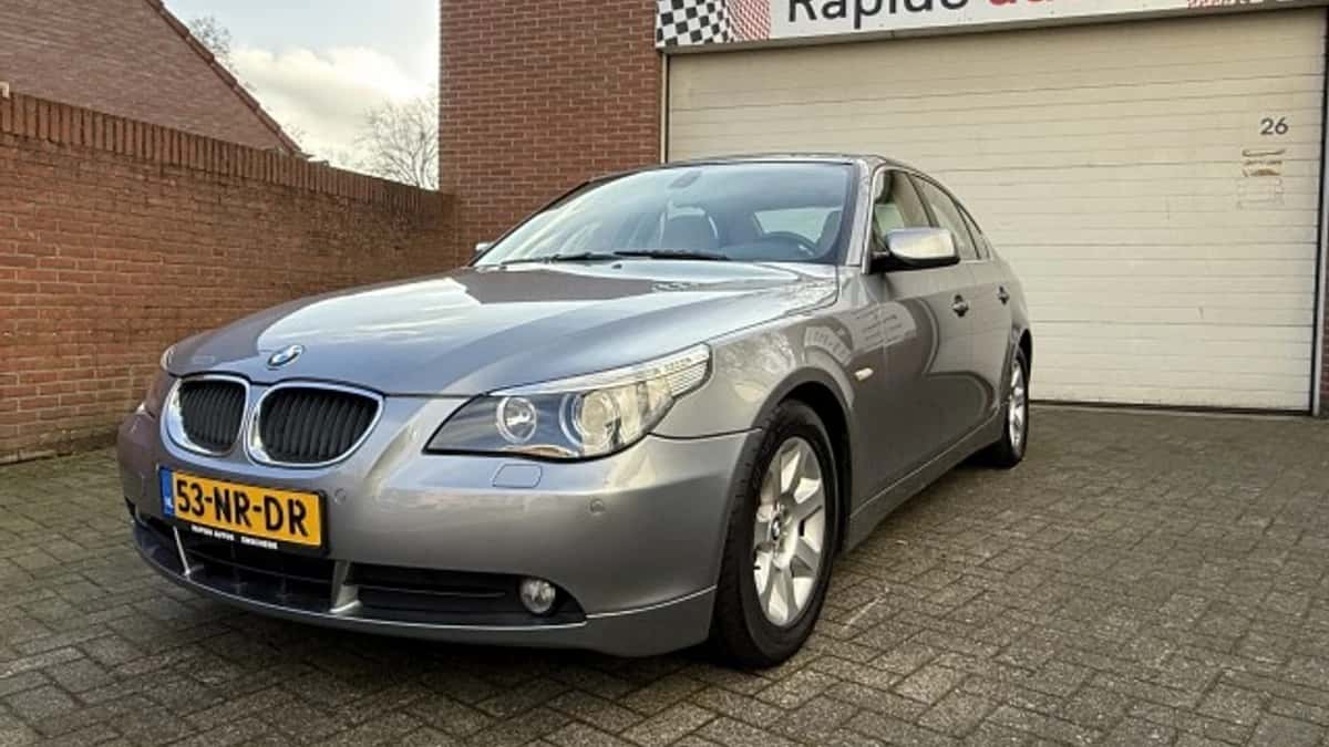BMW 5-Serie (2004) — foto 1