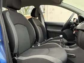 Peugeot 206+ (2011) thumbnail 11