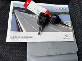 Peugeot 206+ (2011) thumbnail 22