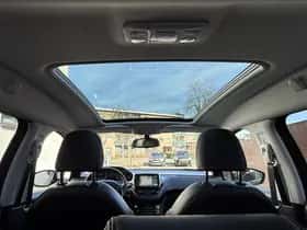 Peugeot 2008 (2008) thumbnail 14