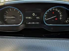 Peugeot 2008 (2008) thumbnail 16