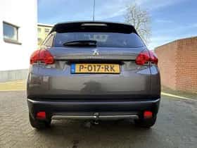 Peugeot 2008 (2008) thumbnail 5