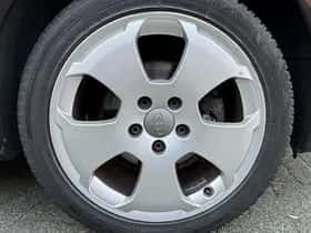 Volkswagen Golf (2004) thumbnail 20