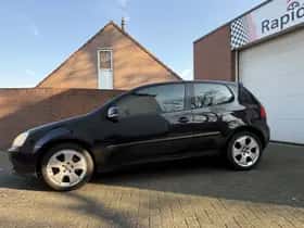 Volkswagen Golf (2004) thumbnail 3