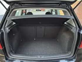 Volkswagen Golf (2004) thumbnail 21