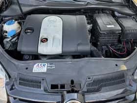 Volkswagen Golf (2004) thumbnail 23