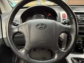Hyundai Tucson (2007) thumbnail 13