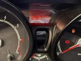 Ford Fiesta (2010) thumbnail 16