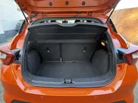 Nissan Micra (2017) thumbnail 22