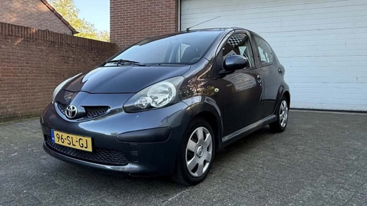 Toyota Aygo (2006) — foto 1