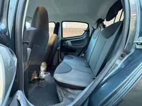 Toyota Aygo (2006) thumbnail 11