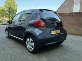 Toyota Aygo (2006) thumbnail 4