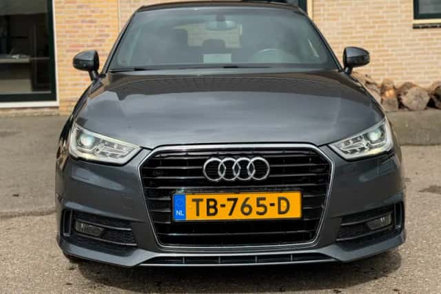 Audi A1 (2018) thumbnail 5