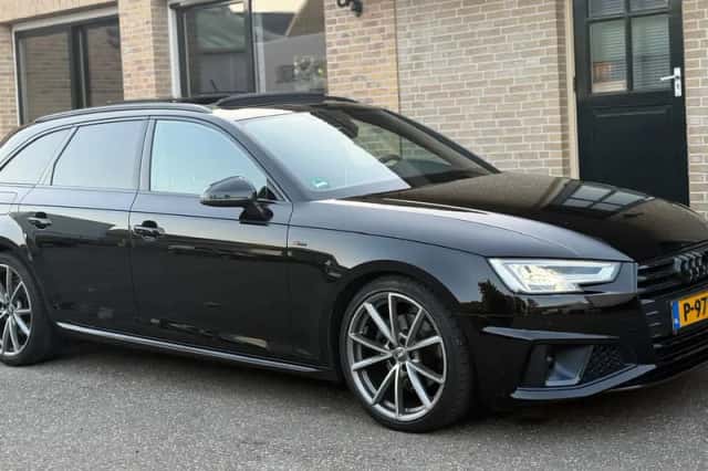 Audi A4 (2019) thumbnail 1