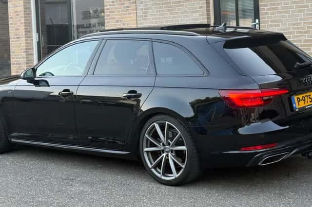 Audi A4 (2019) thumbnail 4