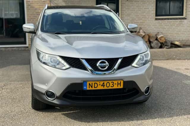 Nissan Qashqai (2017) thumbnail 5