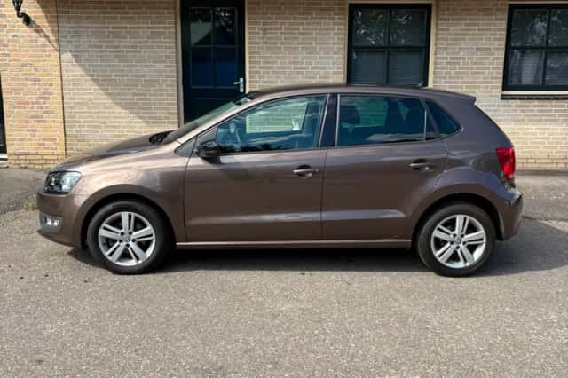 Volkswagen Polo (2012) thumbnail 3