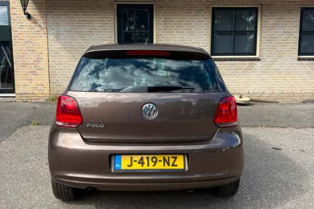 Volkswagen Polo (2012) thumbnail 5