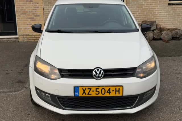 Volkswagen Polo (2011) thumbnail 6