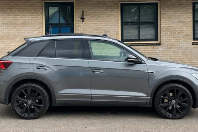 Volkswagen T-Roc (2022) thumbnail 3