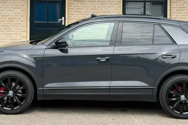 Volkswagen T-Roc (2020) thumbnail 3