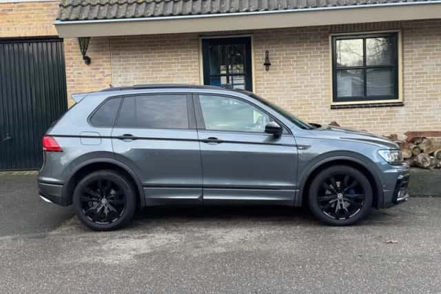 Volkswagen Tiguan (2019) thumbnail 2