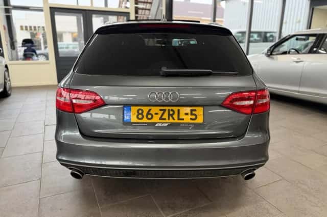 Audi A4 (2013) thumbnail 6
