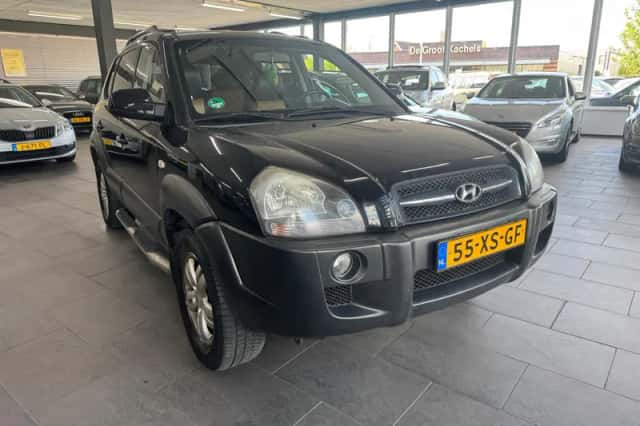 Hyundai Tucson (2007) thumbnail 3
