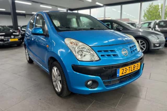 Nissan Pixo (2012) thumbnail 3