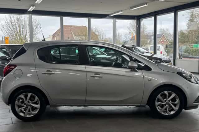 Opel Corsa (2015) thumbnail 4